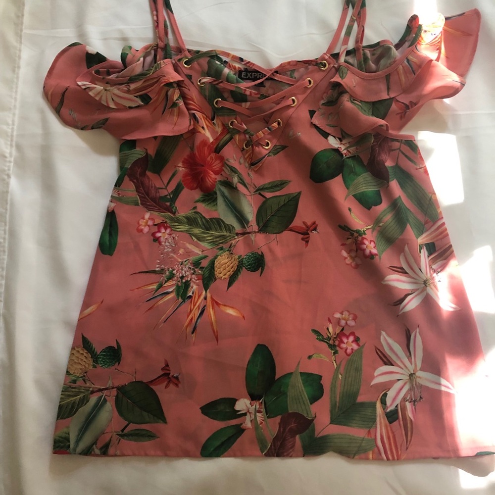 Express cold shoulder top